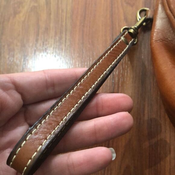 Patricia Nash Rustic leather clutch - Picture 12 of 13